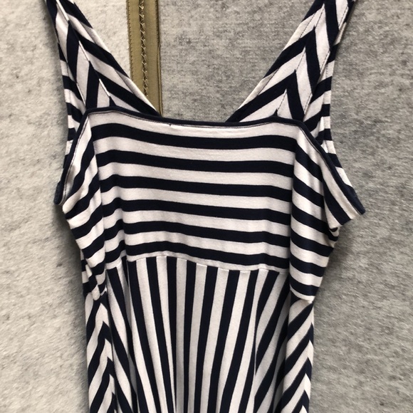 Striped Blue and White Dress - Picture 4 of 4